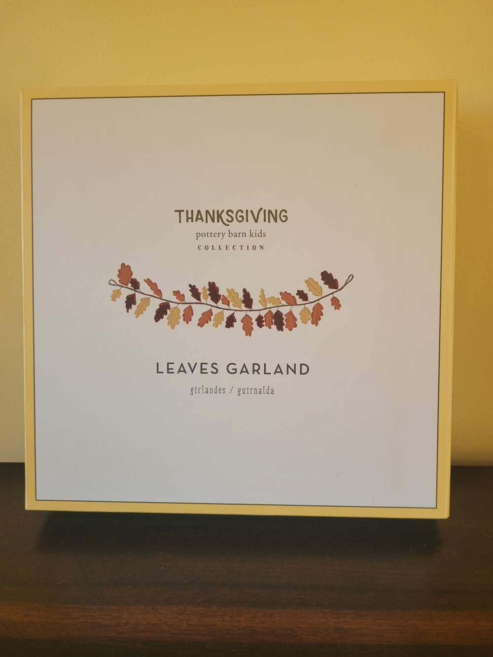Pottery Barn Kids Leaves Garland - Orange, Brown, Yellow, Cream